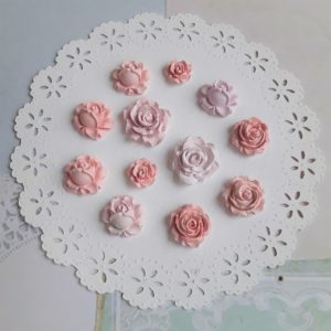Красивые гипсовые розочки