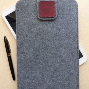 Чехол из войлока и кожи для Apple iPad 9.7"