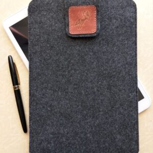 Чехол из войлока и кожи для Apple iPad 9.7"
