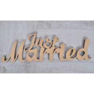 Надпись из фанеры Just married, 31*10 см.