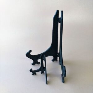 Подставка для тарелок и открыток, черная, пластик.