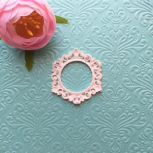 Гибкая круглая ажурная рамка , 4,5*4 см.