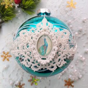 Гибкий комплект ажурная кружевная рамка + Морозная-мини со стеклянным кабошоном Павлин.